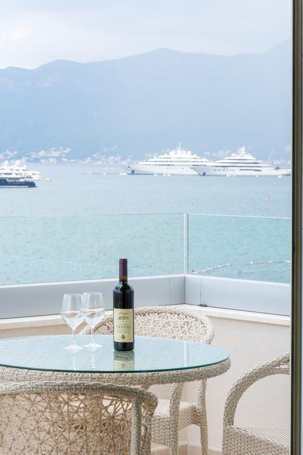 Boka Di Mare Daire Tivat Dış mekan fotoğraf